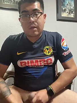 Moisesgtz04 online show from 01/16/25, 10:02