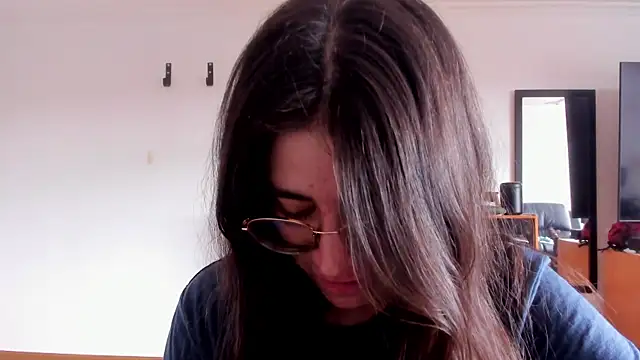 HazelKush online show from 01/15/26, 02:09