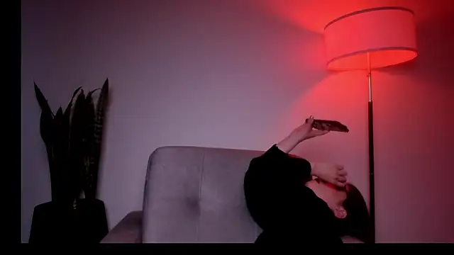 HazelKush online show from 06/02/26, 10:10