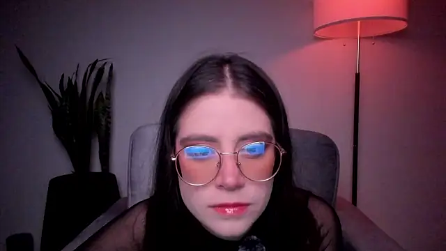 HazelKush online show from 03/12/26, 09:30