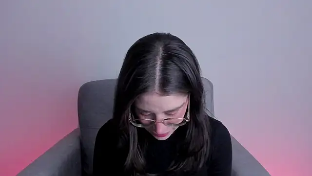 HazelKush online show from 11/25/25, 09:59