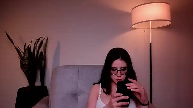 HazelKush online show from 03/19/26, 10:21