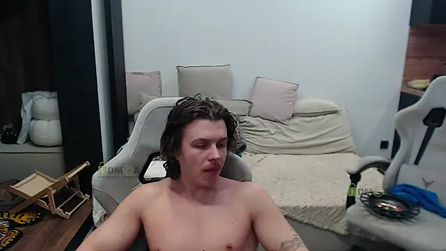 Sunny-Girl1 online show from 04/03/26, 11:22