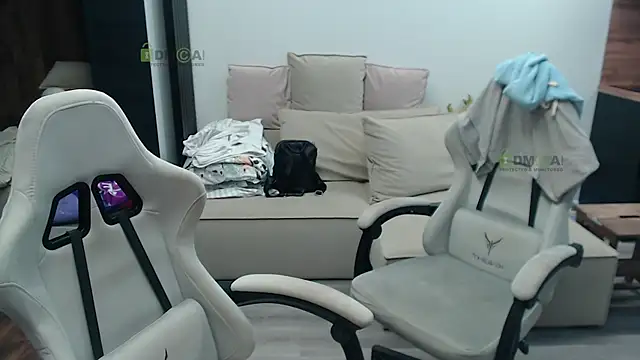 Sunny-Girl1 online show from 11/13/25, 07:01