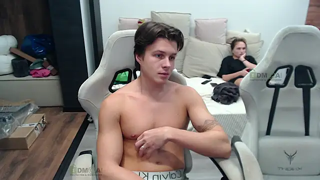 Sunny-Girl1 online show from 11/06/25, 07:07