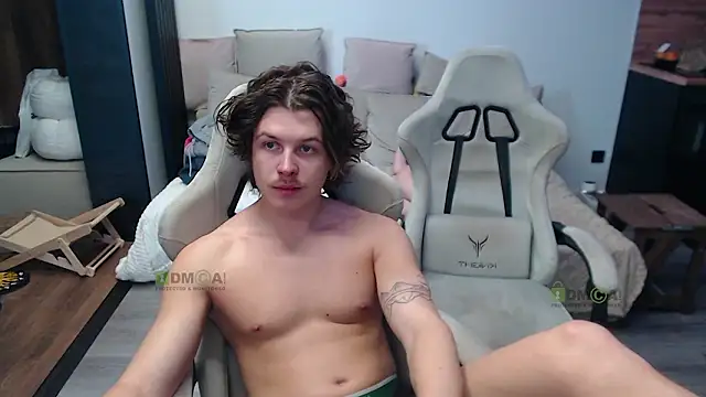 Sunny-Girl1 online show from 03/18/26, 09:12