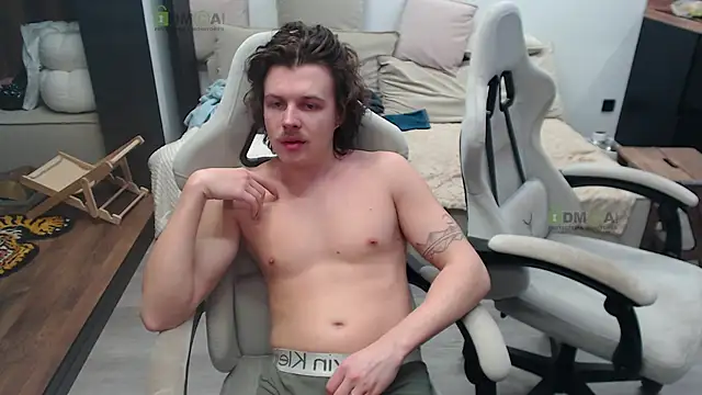 Sunny-Girl1 online show from 04/04/26, 04:35