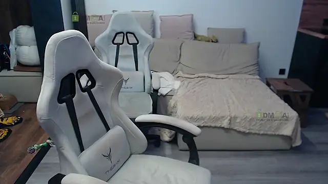 Sunny-Girl1 online show from 02/12/26, 07:52