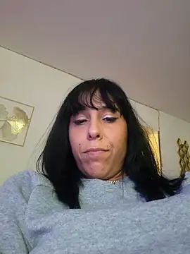 misscectito13 online show from 11/14/25, 12:20