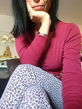 misscectito13 online show from 11/13/25, 12:09