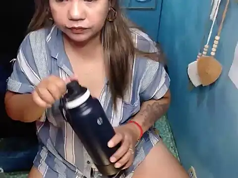 ambersmile online show from 12/17/25, 11:10