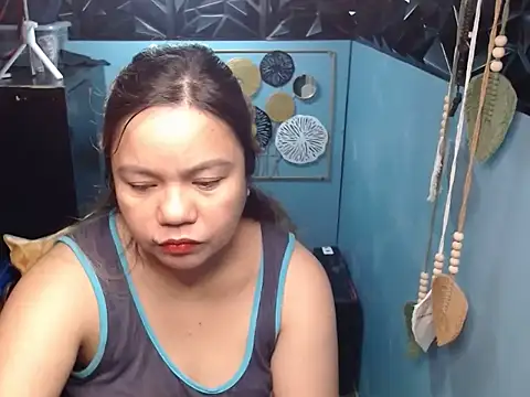 ambersmile online show from 11/14/25, 10:35