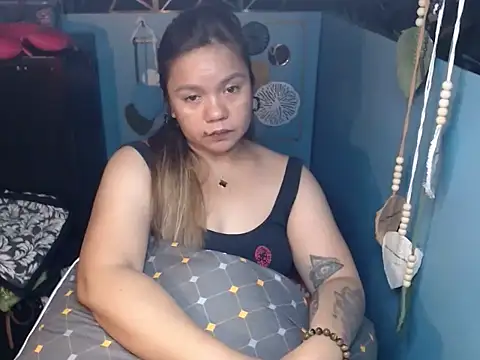 ambersmile online show from 10/26/25, 12:00