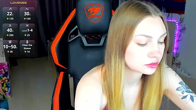 BiMolly online show from 05/07/26, 01:54