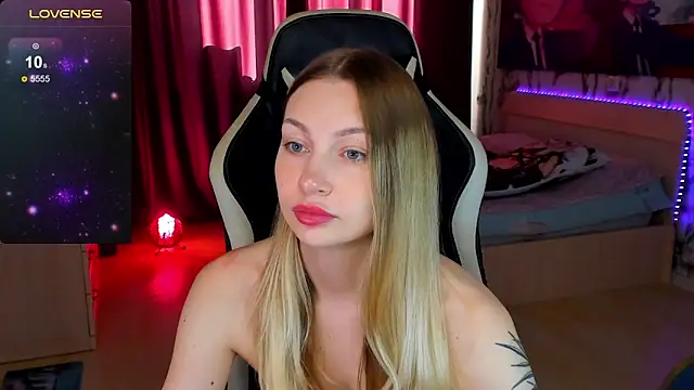 BiMolly online show from 09/12/25, 05:29