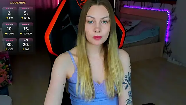 BiMolly online show from 05/10/26, 04:05