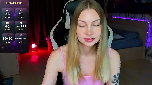 BiMolly online show from 10/14/25, 06:25