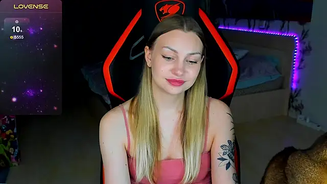 BiMolly online show from 03/22/26, 07:48