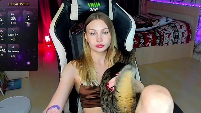 BiMolly online show from 10/03/25, 06:37