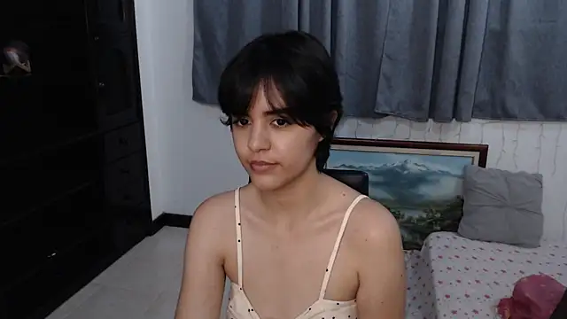 mia collins x online show from 05/12/26, 12:51