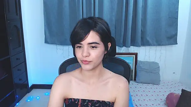 mia collins x online show from 05/28/26, 11:43