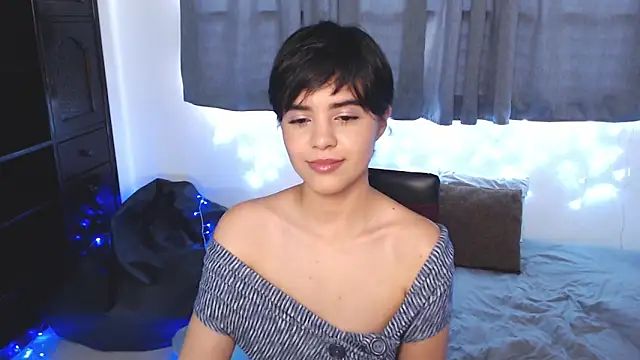 mia collins x online show from 03/10/26, 08:24