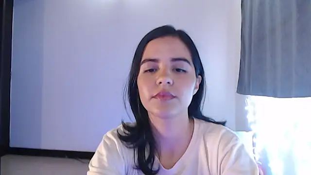 mia collins x online show from 02/04/26, 09:43