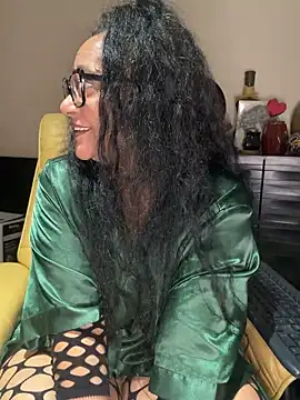 PichyPrettyPussy online show from 11/10/25, 01:16