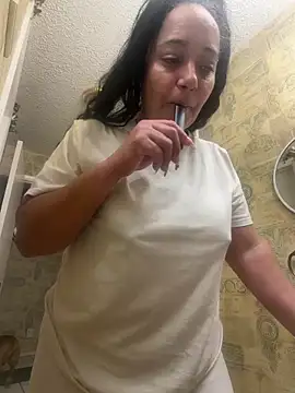 PichyPrettyPussy online show from 02/03/26, 12:21