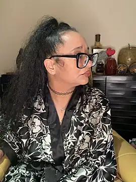 PichyPrettyPussy online show from 11/13/25, 12:31