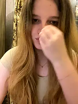 -MimmiLissa- online show from 11/28/25, 02:01