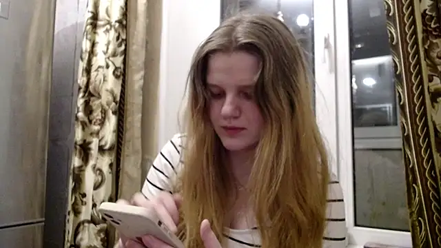 -MimmiLissa- online show from 11/24/25, 12:32