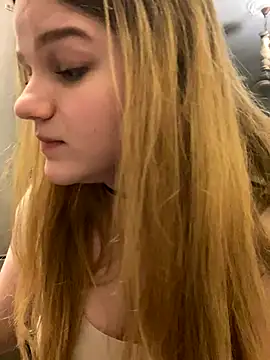 -MimmiLissa- online show from 11/28/25, 02:06