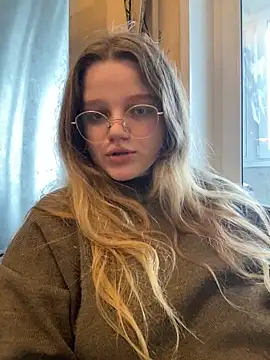 -MimmiLissa- online show from 05/11/26, 12:06