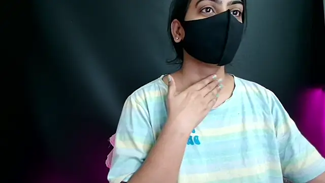 Snapshot of DesiZoya chatting on 07/19/26, 12:08 DesiZoya online show from 07/19/26, 12:08