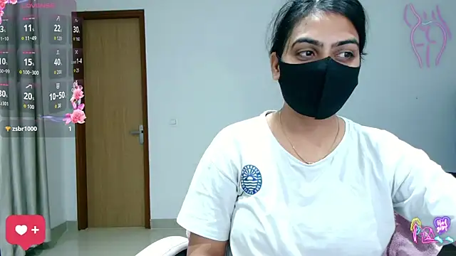 Snapshot of DesiZoya chatting on 07/02/26, 10:49 DesiZoya online show from 07/02/26, 10:49