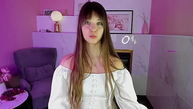 ElizaMild online show from 02/18/25, 07:41