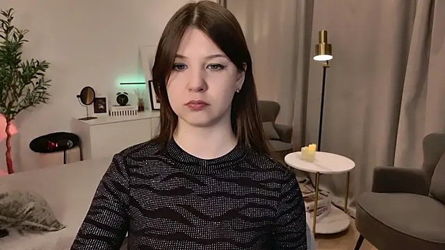 ElizaMild online show from 04/23/26, 01:13