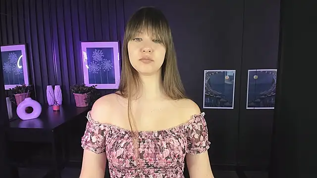 ElizaMild online show from 02/04/25, 04:39