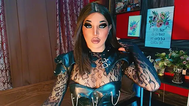 trixxielicious online show from 11/12/25, 09:18