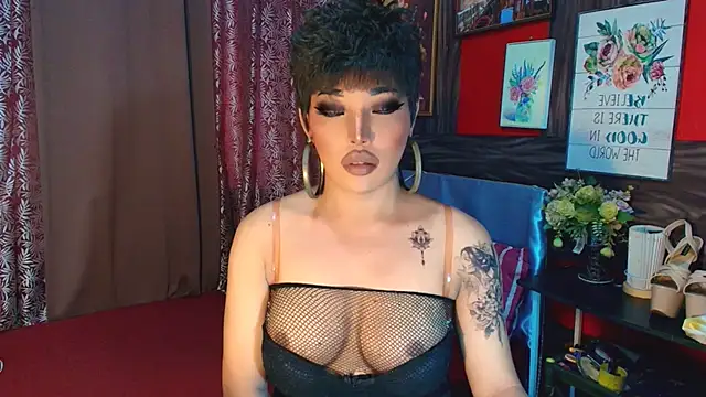 trixxielicious online show from 10/17/25, 08:28