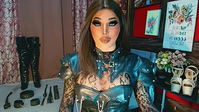 trixxielicious online show from 12/18/25, 12:09