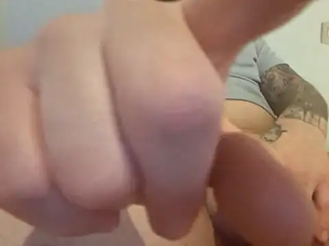 Onu1995 online show from 02/15/26, 12:44