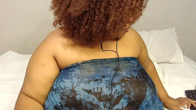 zandile online show from 11/22/25, 09:57