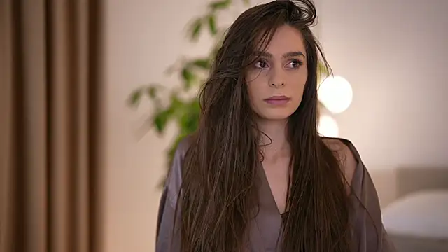 DoviaClaire online show from 09/23/25, 06:31