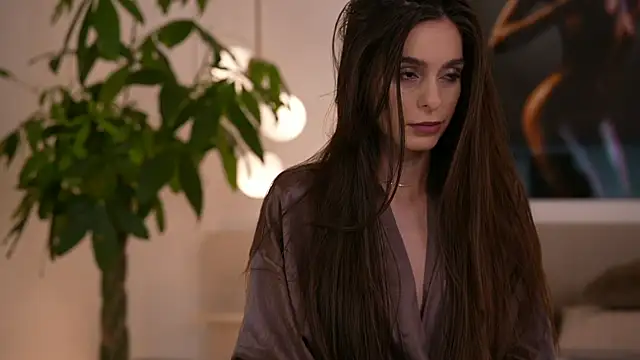 DoviaClaire online show from 10/06/25, 06:36