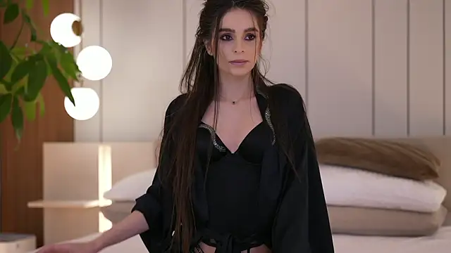 DoviaClaire online show from 01/17/26, 08:07