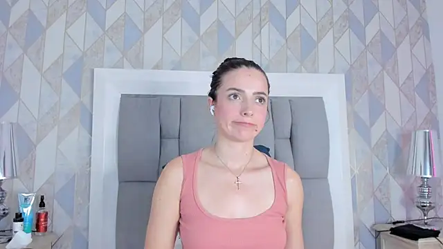 Princsgirl  online show from 01/05/26, 06:44