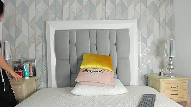 Princsgirl  online show from 03/02/26, 06:15