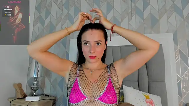 Snapshot of Princsgirl_ chatting on 10/21/25, 07:46 Princsgirl online show from 10/21/25, 07:46